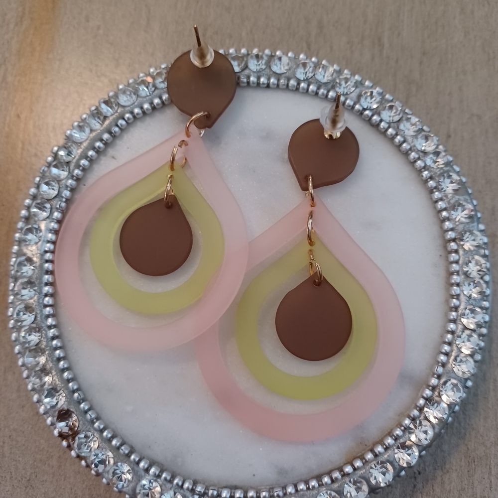 Pink & Green Retro Acrylic Double Hoop Stud Dangle Drop Earrings - Picture 5 of 9